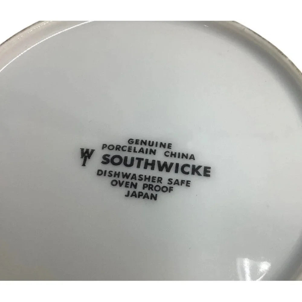 Southwicke China Berry Dessert Bowls White Lace Silver Trim 5-5/8